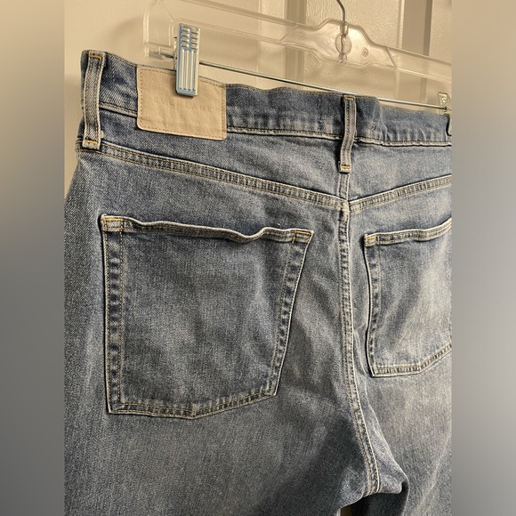 Everlane The Original Cheeky Organic Cotton Cropped Jeans - Picture 9 of 9